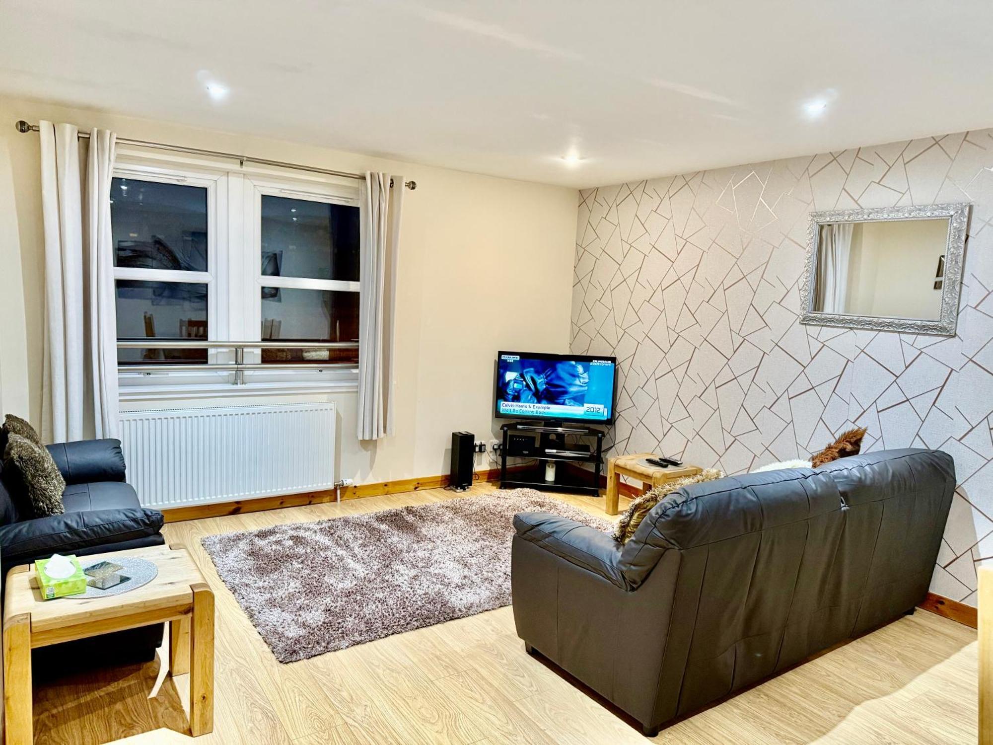 Azim And Suzi'S City Centre Apartment Inverness Exteriér fotografie