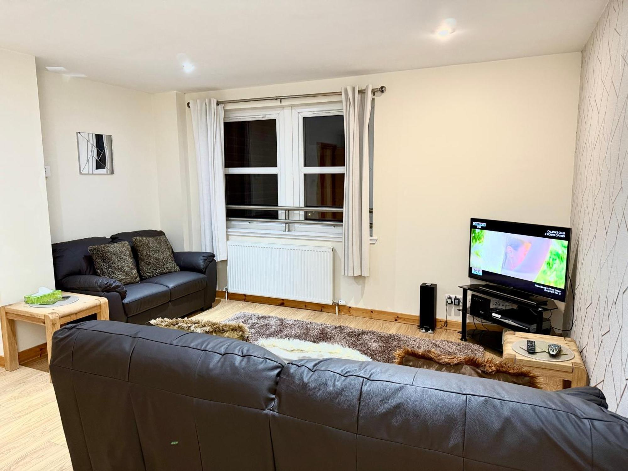 Azim And Suzi'S City Centre Apartment Inverness Exteriér fotografie