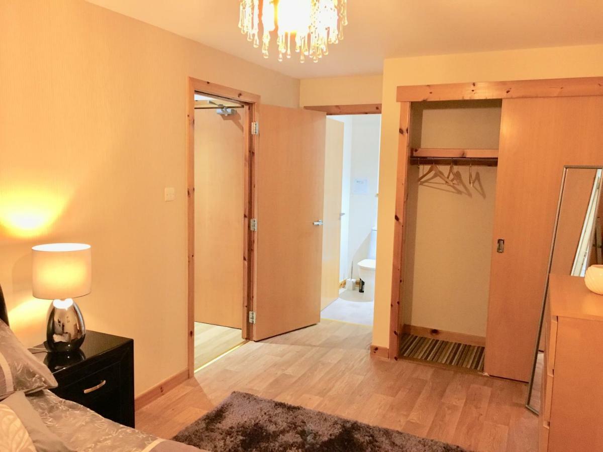Azim And Suzi'S City Centre Apartment Inverness Exteriér fotografie
